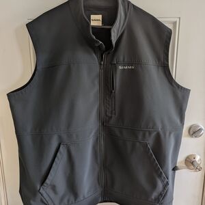 Simms Men's Gray Vest